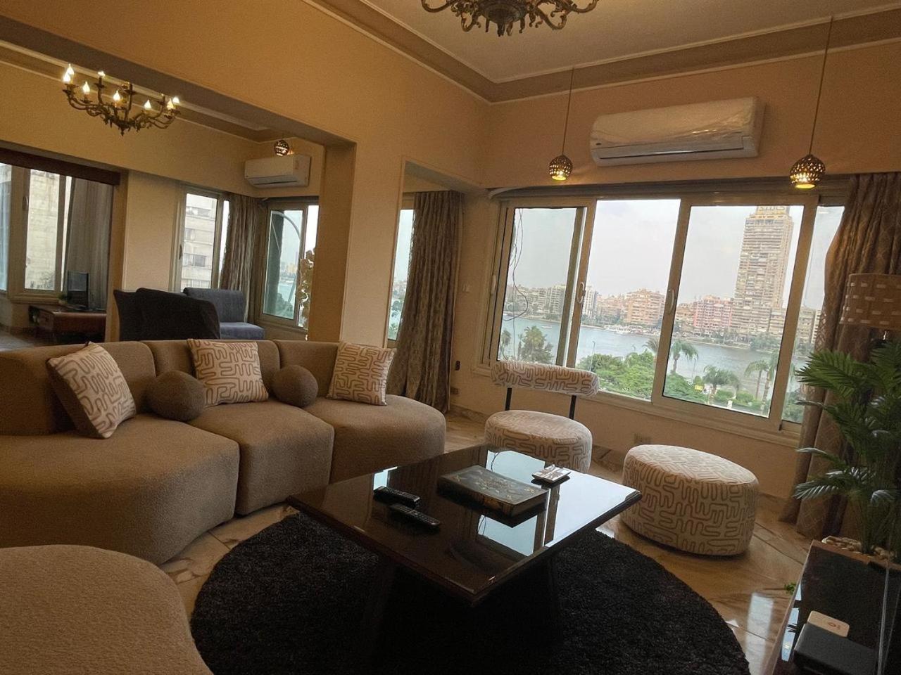 Apartment In Giza Beside Four Seasons *