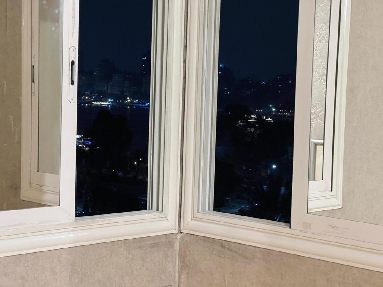 In Giza Beside Four Seasons Appartement